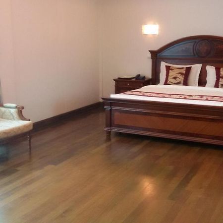 יאנגון Palm Spring Resort מראה חיצוני תמונה