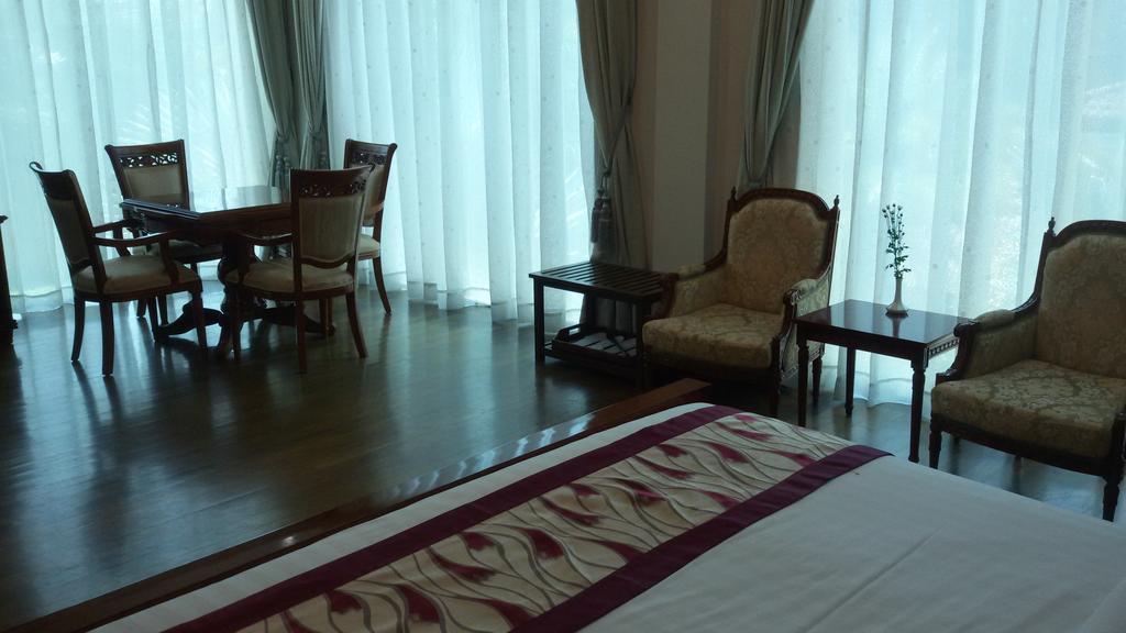 יאנגון Palm Spring Resort חדר תמונה