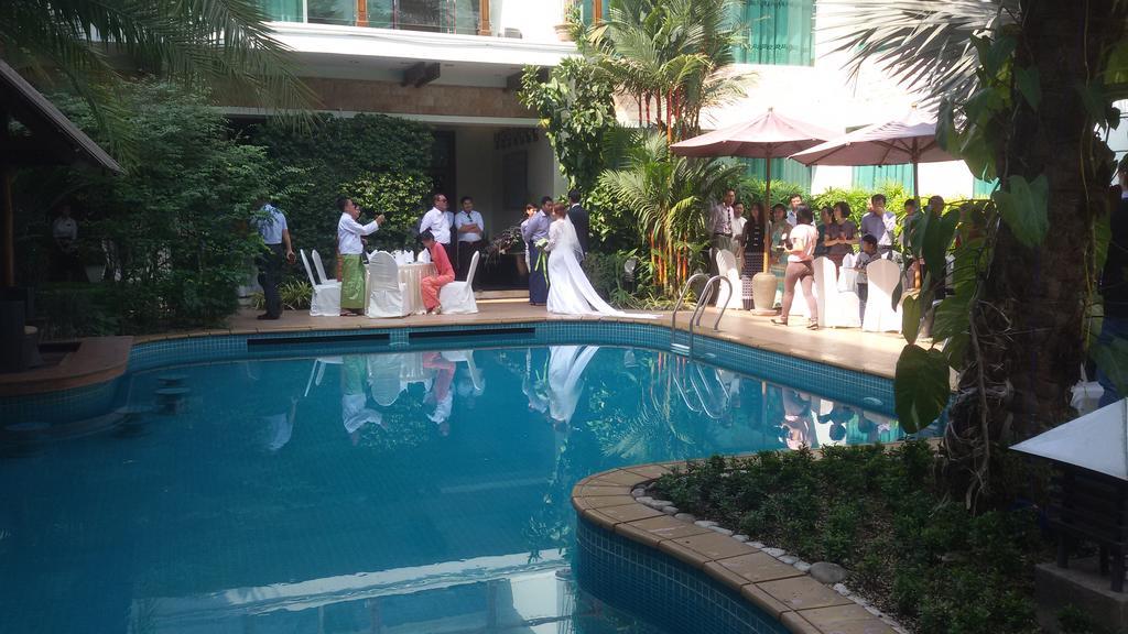 יאנגון Palm Spring Resort מראה חיצוני תמונה